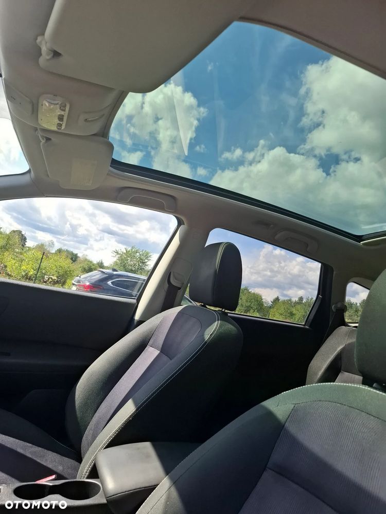 Nissan Qashqai+2 2012 photo 3