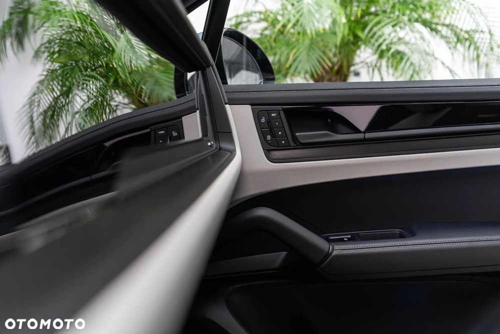 Porsche Cayenne E-Hybrid PHEV - 22