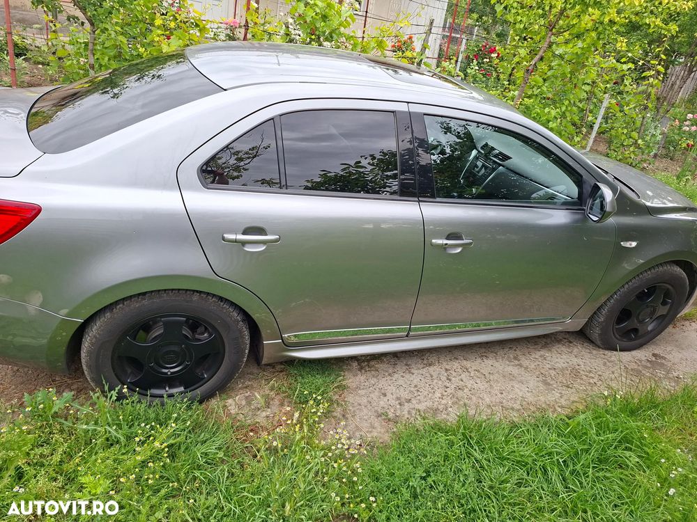 Suzuki Kizashi - 10