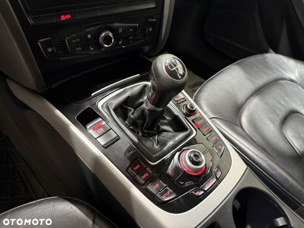 Audi A4 Avant - 33