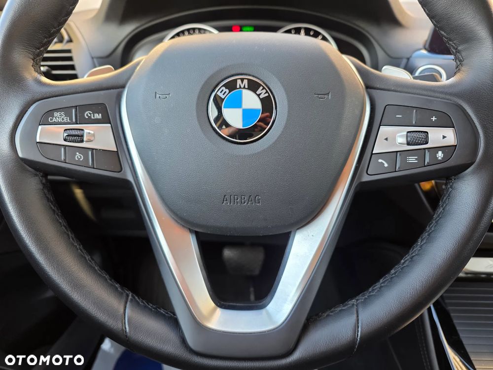 BMW X4 xDrive20i xLine sport - 22