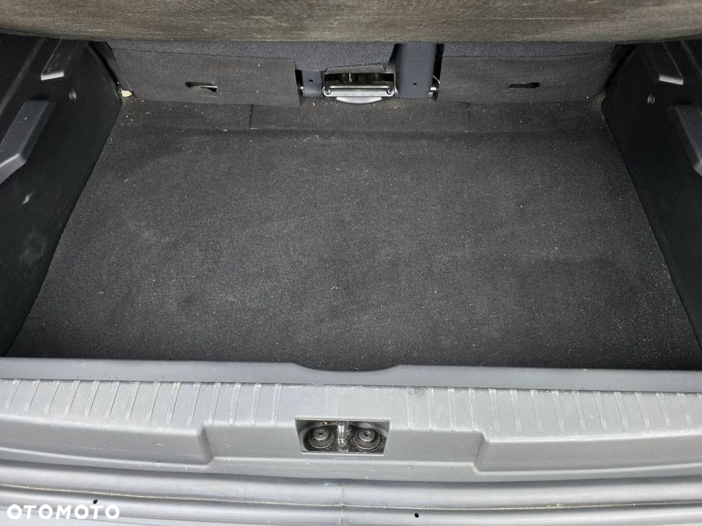 Renault Captur (ENERGY) TCe 90 LIFE - 28