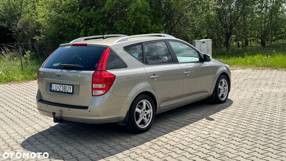 Kia Ceed 1.6 Crdi Optimum - 4