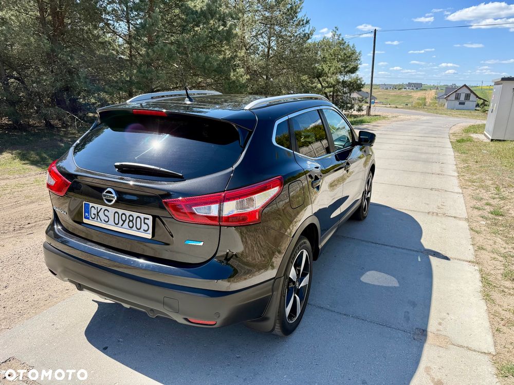 Nissan Qashqai 1.5 dCi Tekna - 4