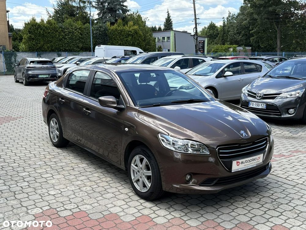 Peugeot 301 - 3