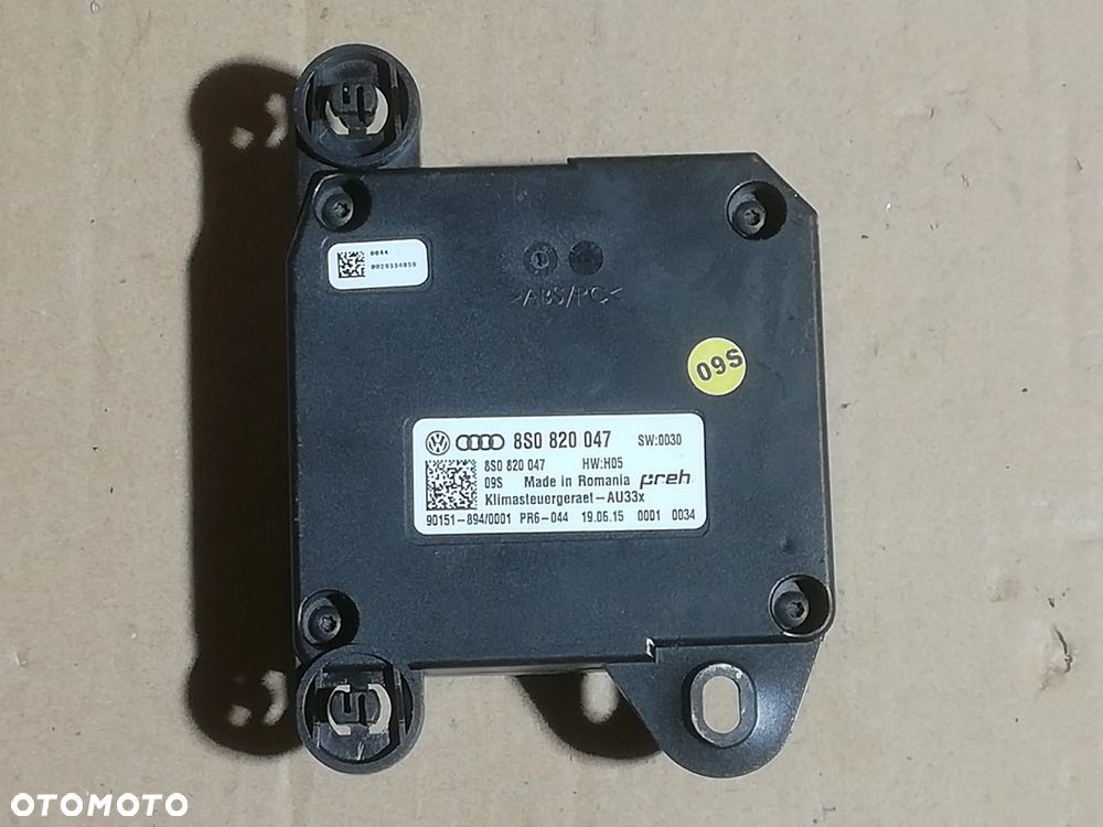 AUDI TT 8S 14-19 moduł sterownik klimatyzacji 8S0820047