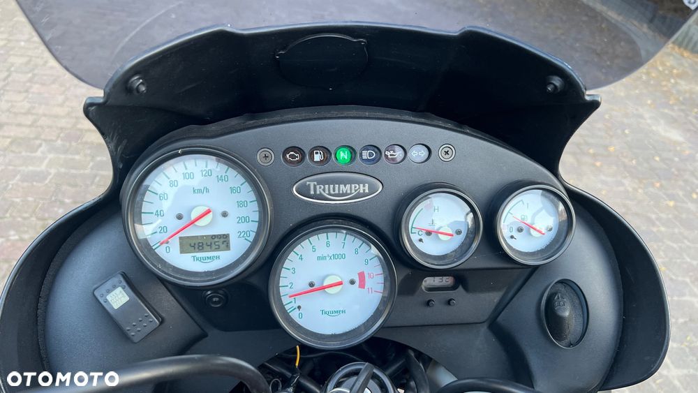 Triumph Tiger - 7