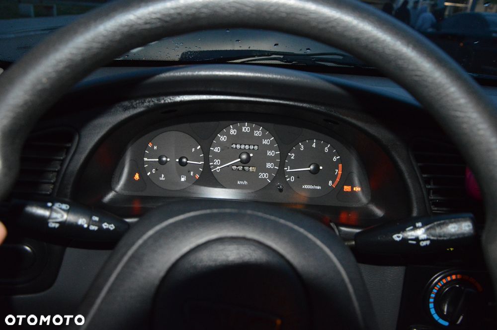 Daewoo Lanos 1.6 SX - 11