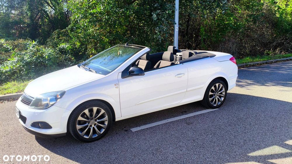 Opel Astra 1.8 Edition 111 Jahre - 7