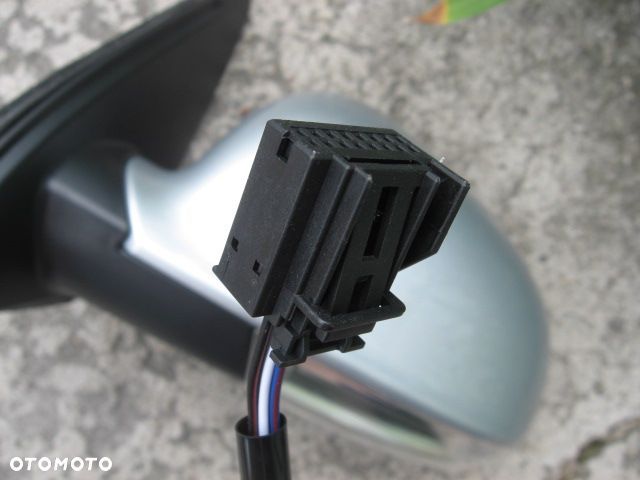 VW GOLF V, VI, VII, VIII KOMBI JETTA III, PASSAT B5, B6, B7, B8, POLO ELEKTRYCZNE 6, 7, 8, 13 PIN LUSTERKO DOWOLNY KOLOR - LEWE, PRAWE - 13