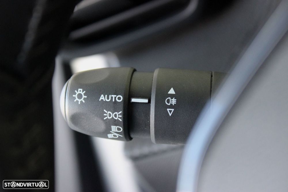 Peugeot 208 1.5 BlueHDi Active Pack - 16