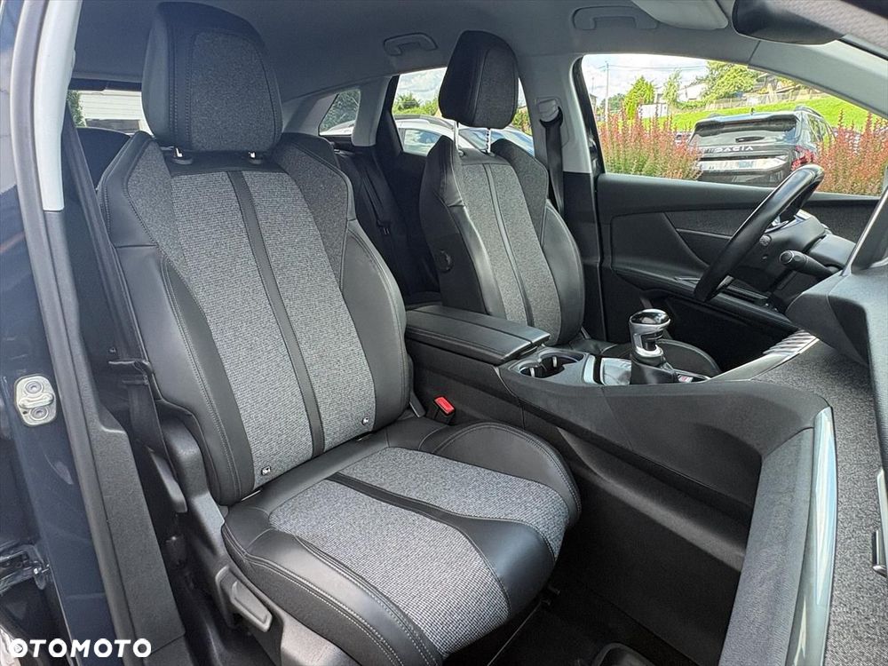 Peugeot 3008 1.5 BlueHDi Active S&S - 12