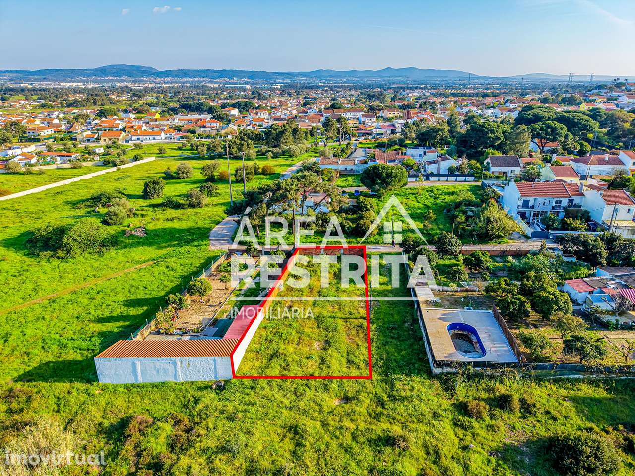 Terreno de 597m2 com projeto aprovado para Moradia Térrea, Barra Cheia - Grande imagem: 4/16