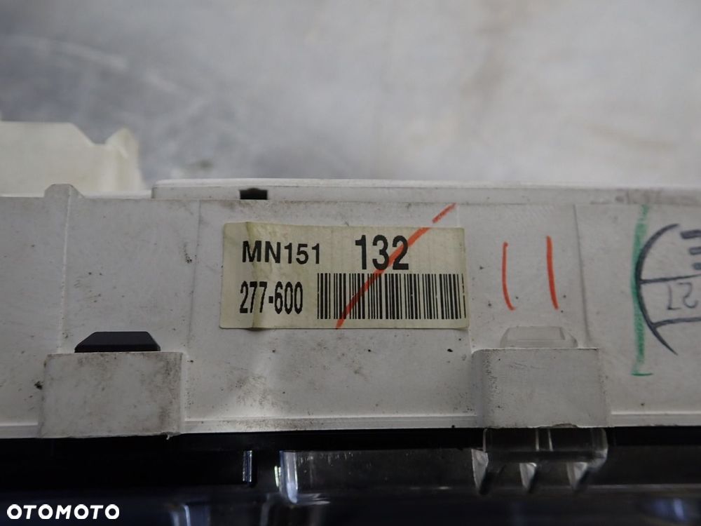 LICZNIK MITSUBISHI OUTLANDER MN151132 - 7