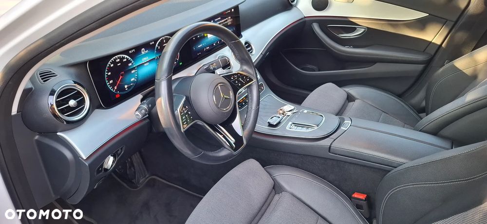 Mercedes-Benz Klasa E 200 d 9G-TRONIC - 13