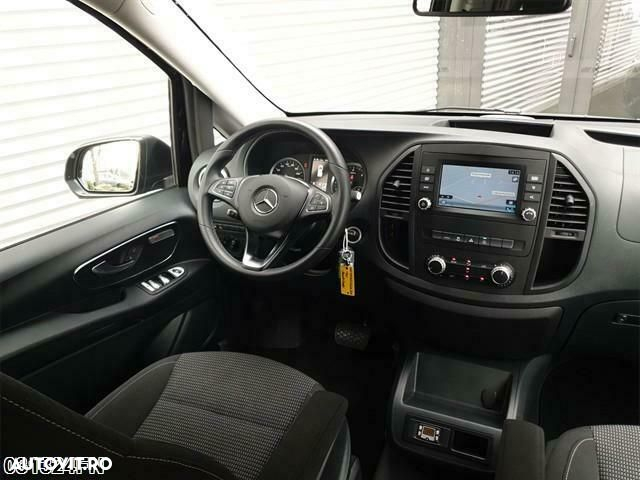 Mercedes-Benz V 220 d extralang 4Matic 7G-TRONIC - 9