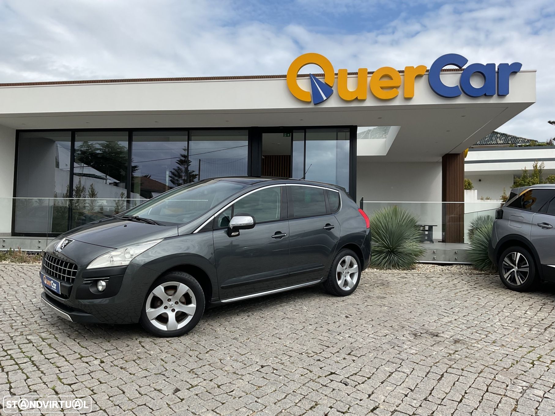 Peugeot 3008 1.6 HDi Executive - 1