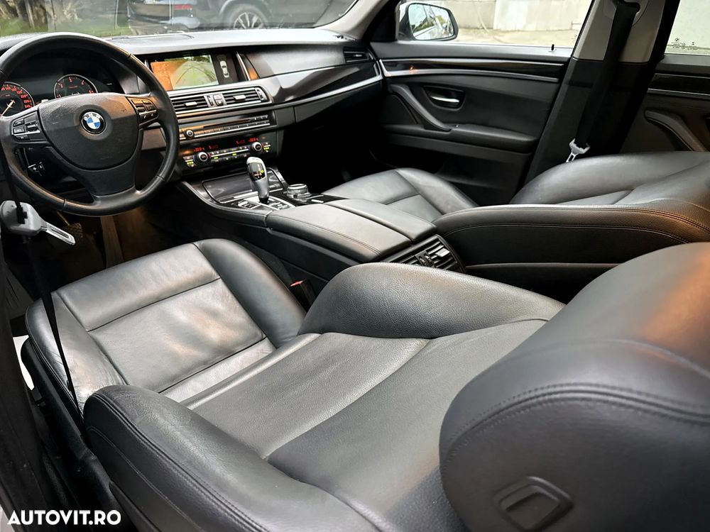 BMW Seria 5 520d Aut. Luxury Line - 8