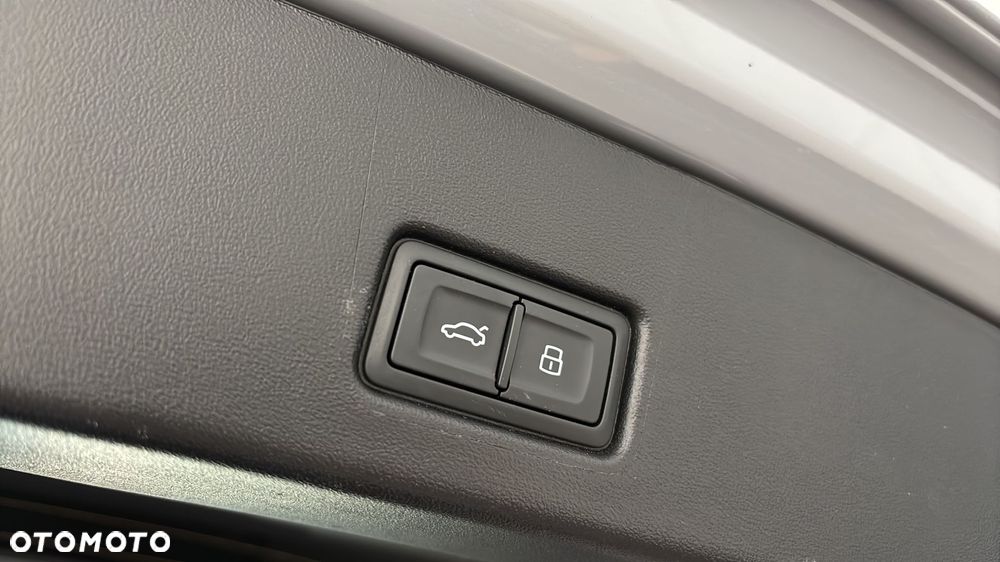 Audi Q4 e-tron - 20