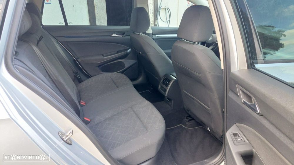 VW Golf Variant 2.0 TDi Executive DSG - 12