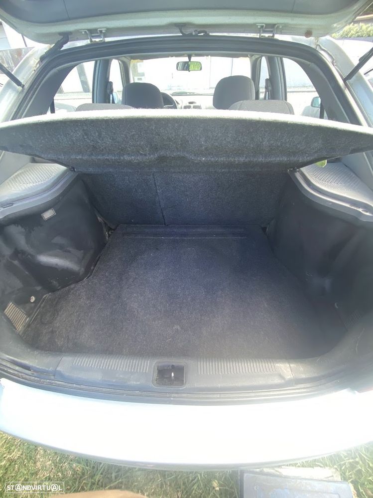 Hyundai Accent 1.3 GLS - 10