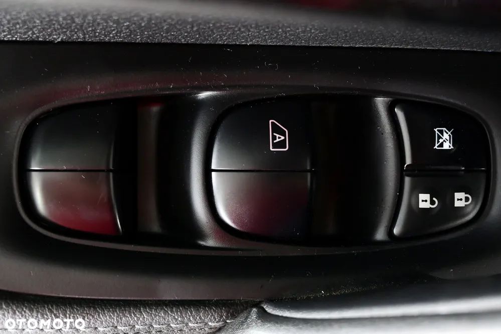 Nissan Qashqai 1.2 DIG-T Tekna EU6 - 33