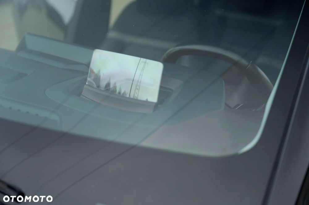 Citroën C4X BlueHDi 130 Stop&Start EAT8 MAX - 19