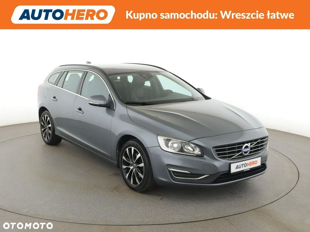 Volvo V60 D2 Summum - 11