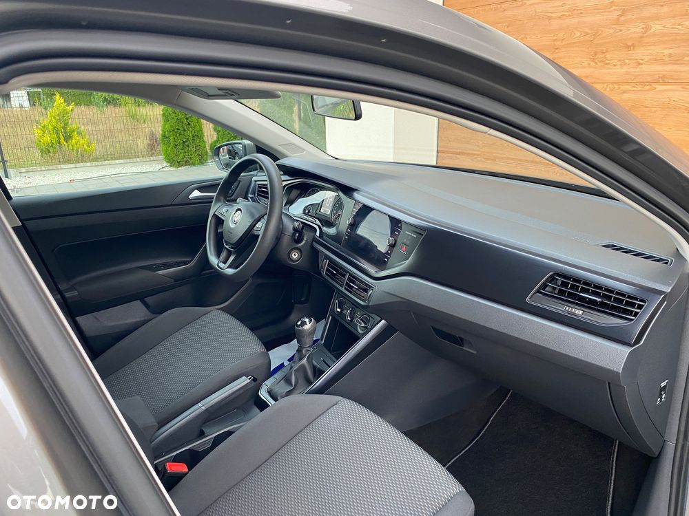 Volkswagen Polo 1.0 Life - 31
