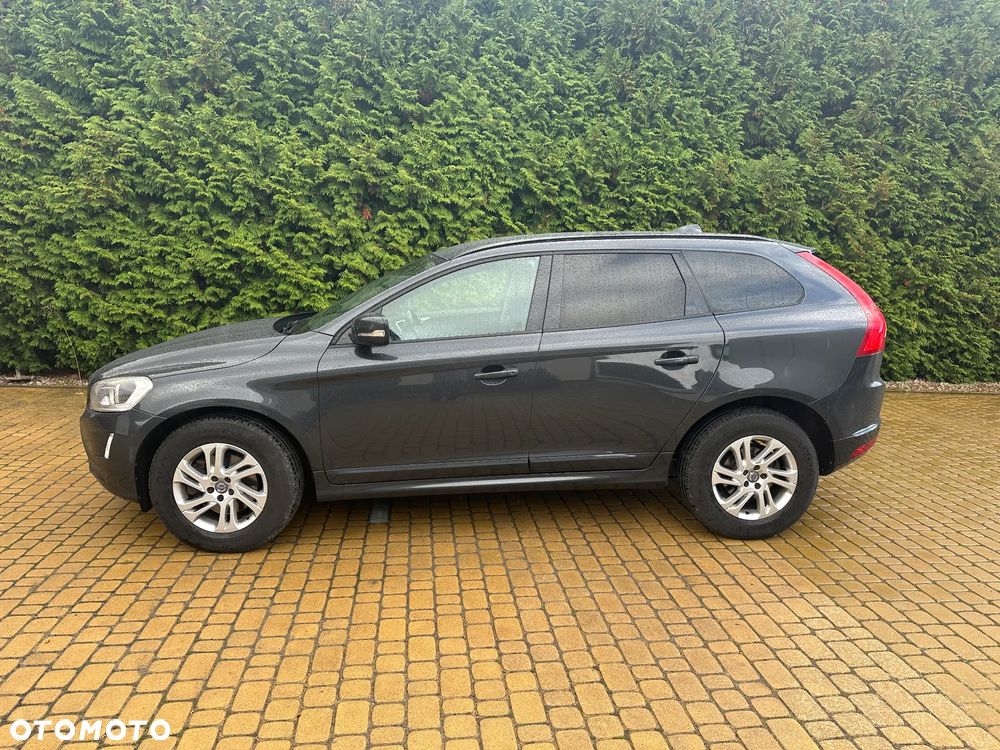 Volvo XC 60 D4 AWD Momentum - 6