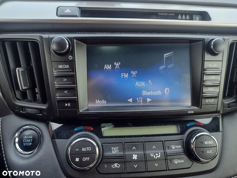 Toyota RAV4 2.0 D-4D Premium 4x2 - 16