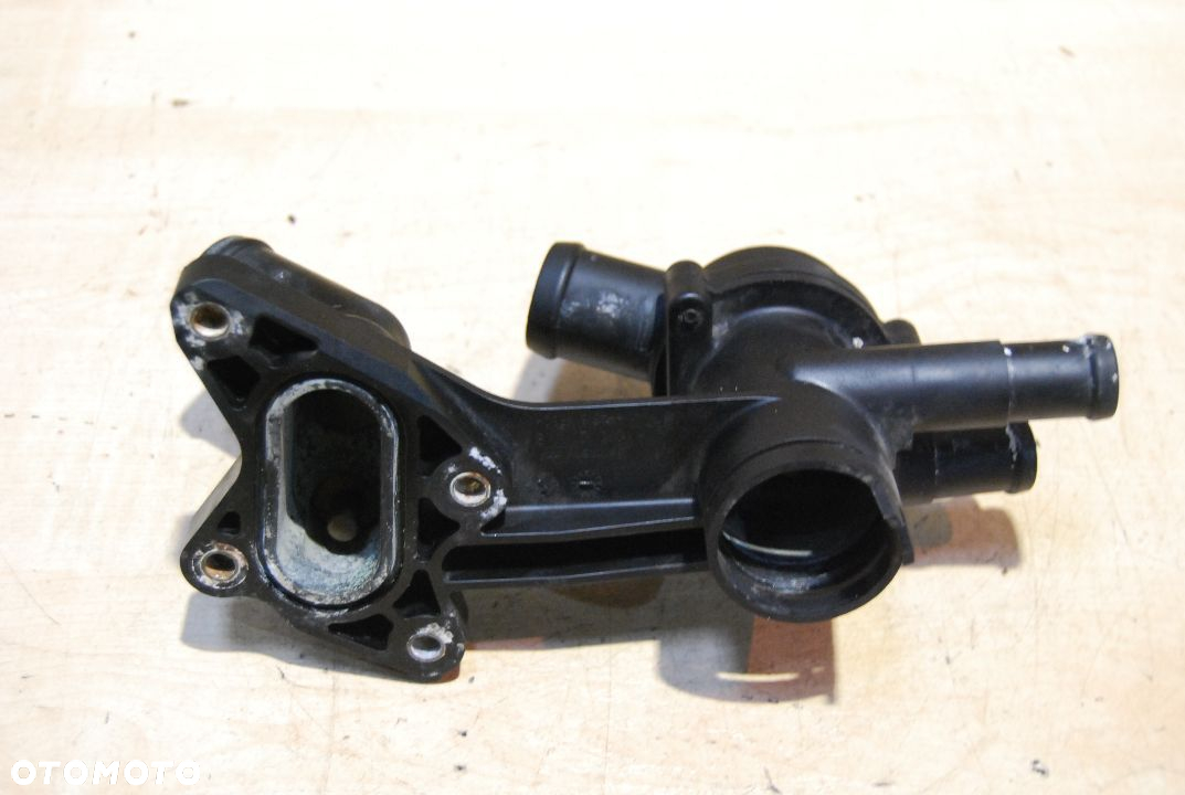 OBUDOWA TERMOSTATU 03C121111B 1.2 12V AZQ VW POLO IV IBIZA SKODA - 5