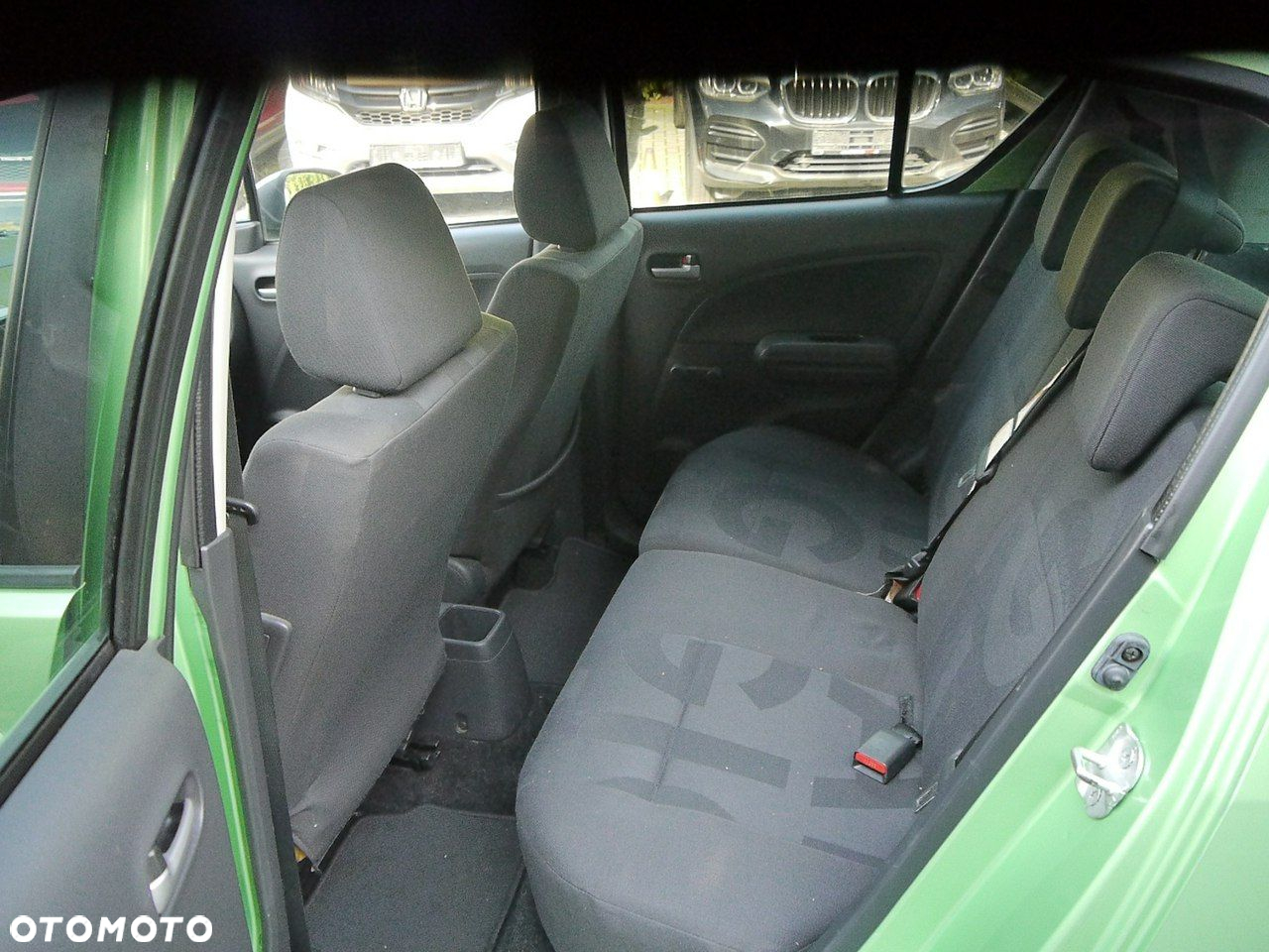 Opel Agila 1.0 - 26