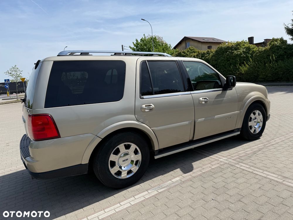 Lincoln Navigator 5.4 4WD Luxury - 7