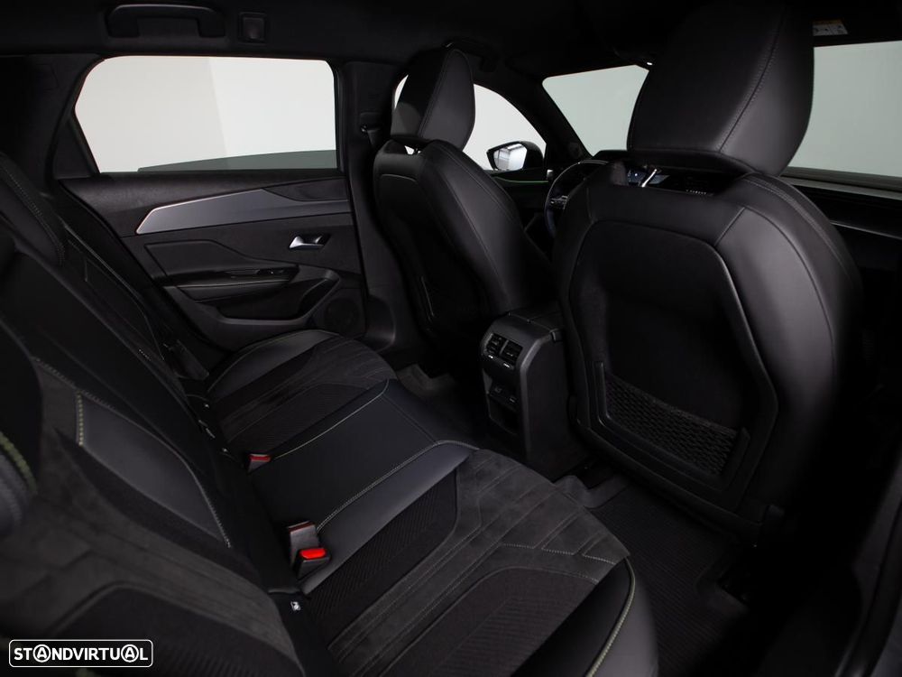 Peugeot 308 SW 1.2 PureTech GT EAT8 - 11