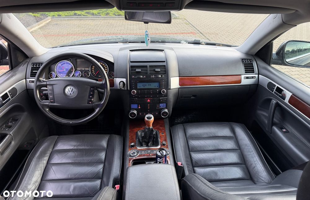 Volkswagen Touareg 2.5 R5 TDI - 7