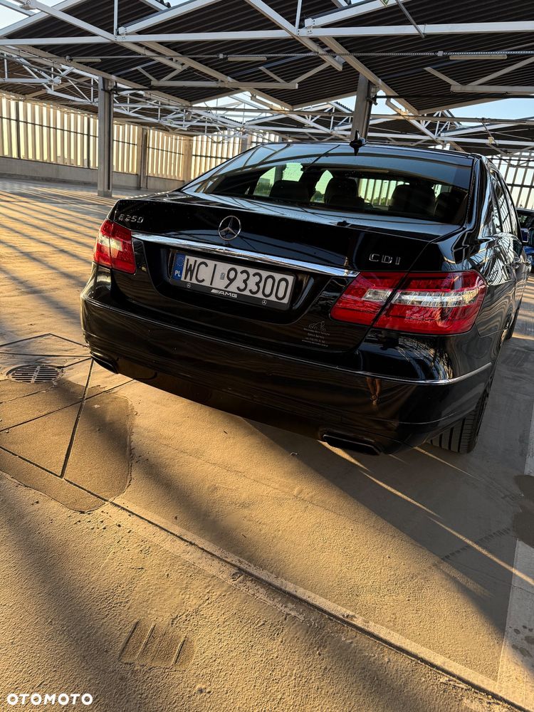 Mercedes-Benz Klasa E 250 CDI 4-Matic BlueEff Avantgarde - 6