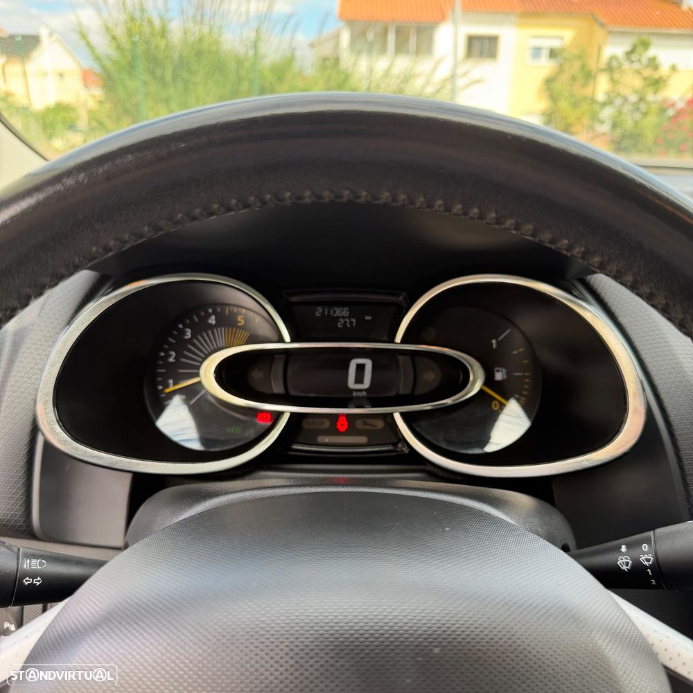 Renault Clio Sport Tourer 1.5 dCi Limited - 11