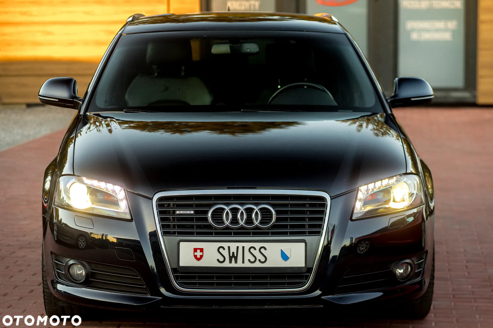 Audi A3 2.0 TFSI Sportback quattro S tronic S line Sportpaket - 4