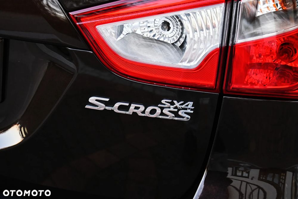 Suzuki SX4 S-Cross 1.6 DDiS Premium 4WD - 24