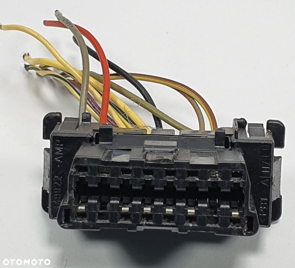 GNIAZDO DIAGNOSTYCZNE OBD2 JAGUAR XF X250 348822 - 1