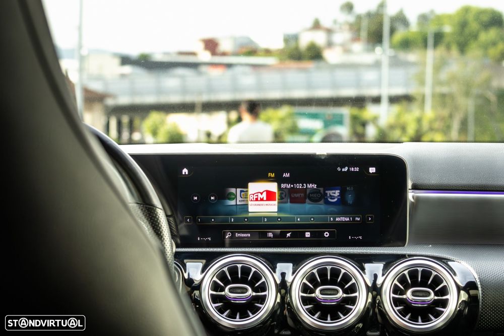 Mercedes-Benz A 180 d AMG Line Aut. - 33