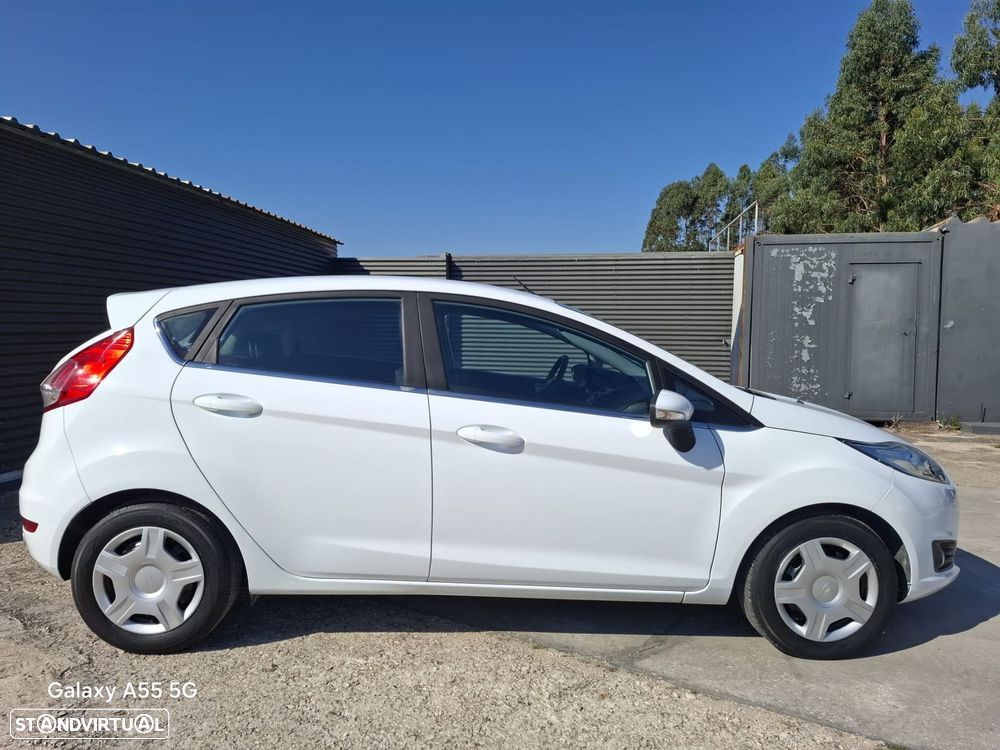 Ford Fiesta 1.6 TDCi Titanium ECOnetic - 6