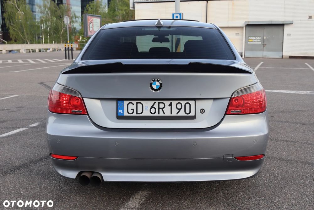 BMW Seria 5 525i - 7