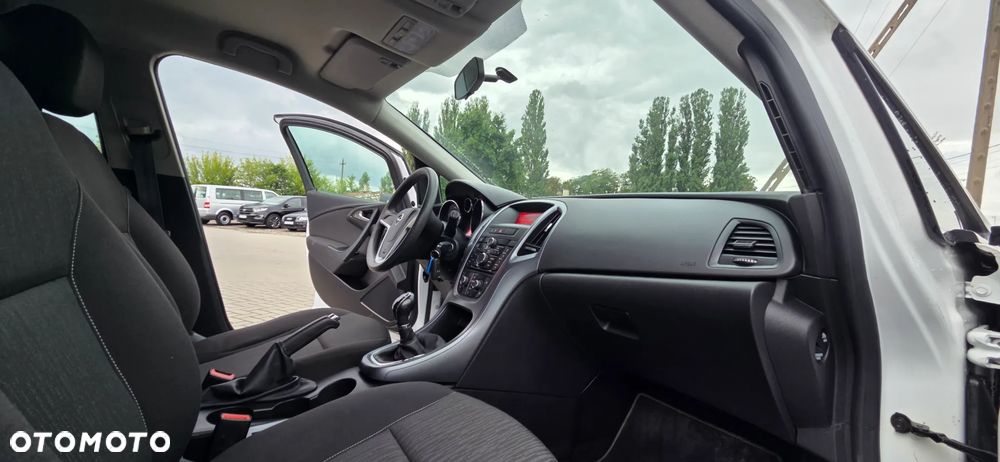 Opel Astra 1.6 Color Edition - 37