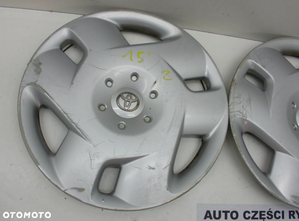 Toyota Kołpak Dekiel Koła 15 - 2