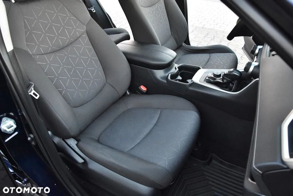 Toyota RAV4 - 31