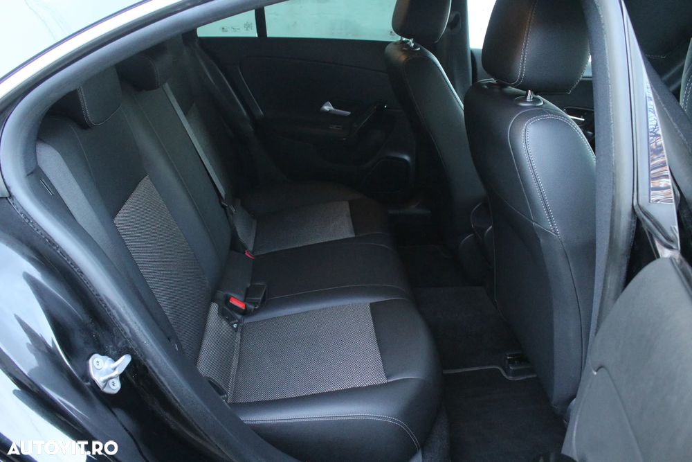 Mercedes-Benz CLA 180 d 7G-DCT - 9