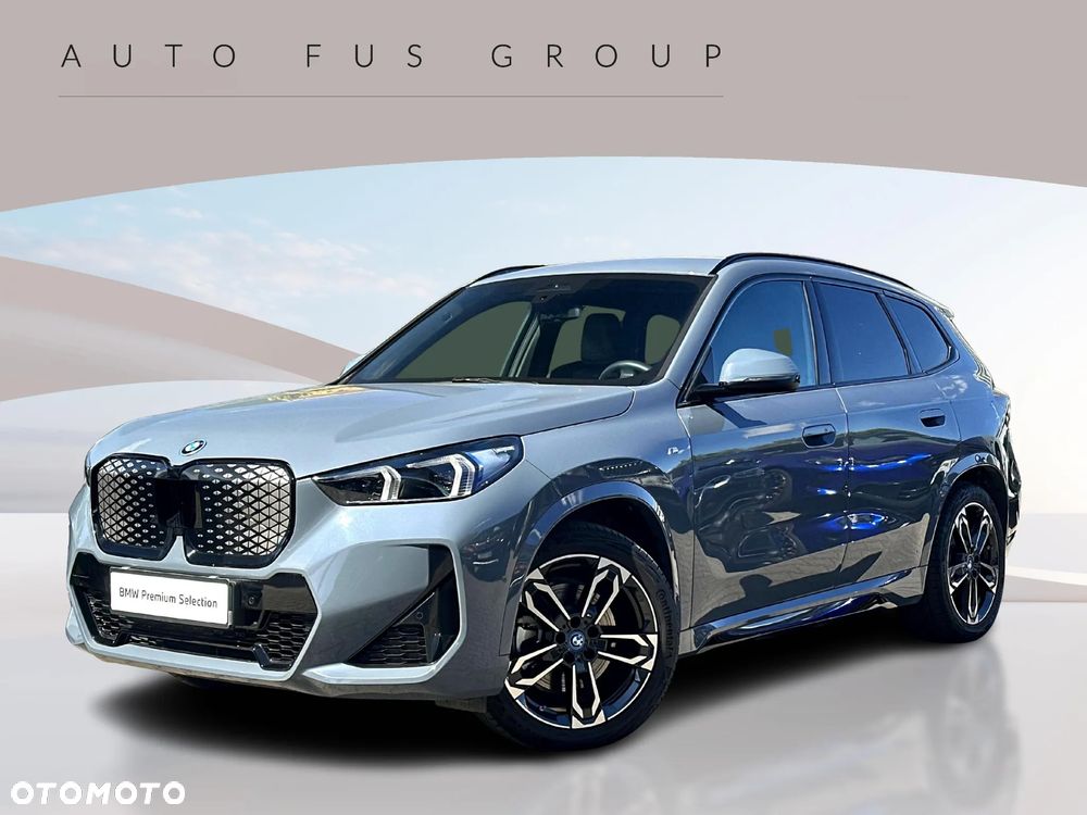 BMW iX1 xDrive30 66.5kWh M Sport - 1