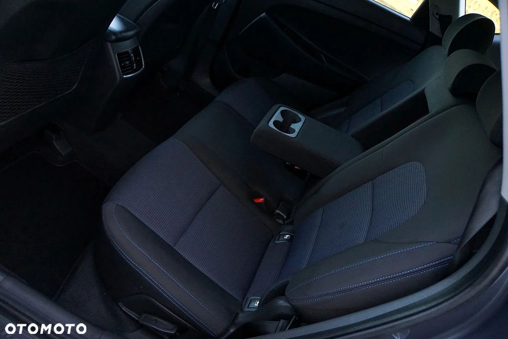 Hyundai Tucson blue 1.6 GDi 2WD Passion - 29